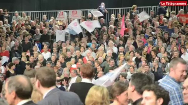 Brest. Hollande : Bloavez Mad, ici c'est Brest !
