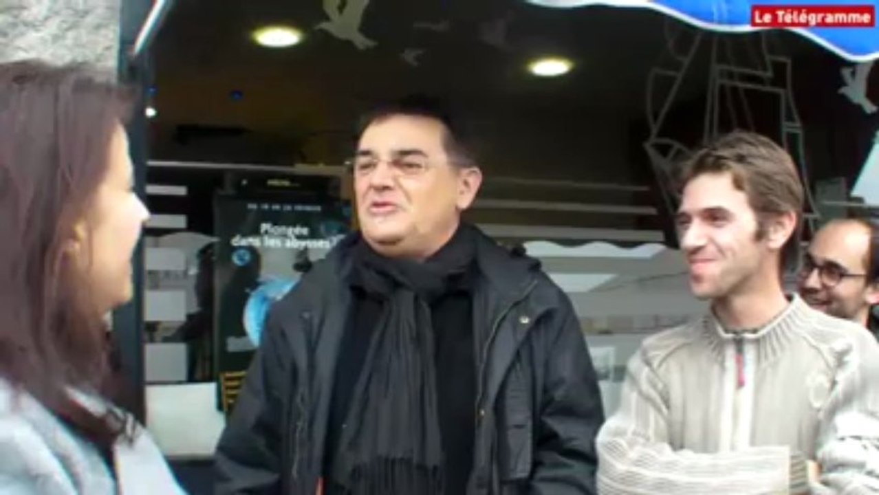 Brest. Cécile Duflot : "Défendre la réparation navale en France"