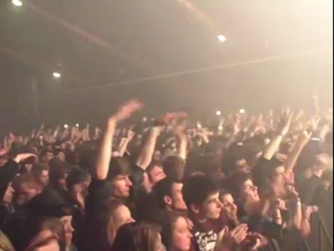 Panoramas. La marée humaine