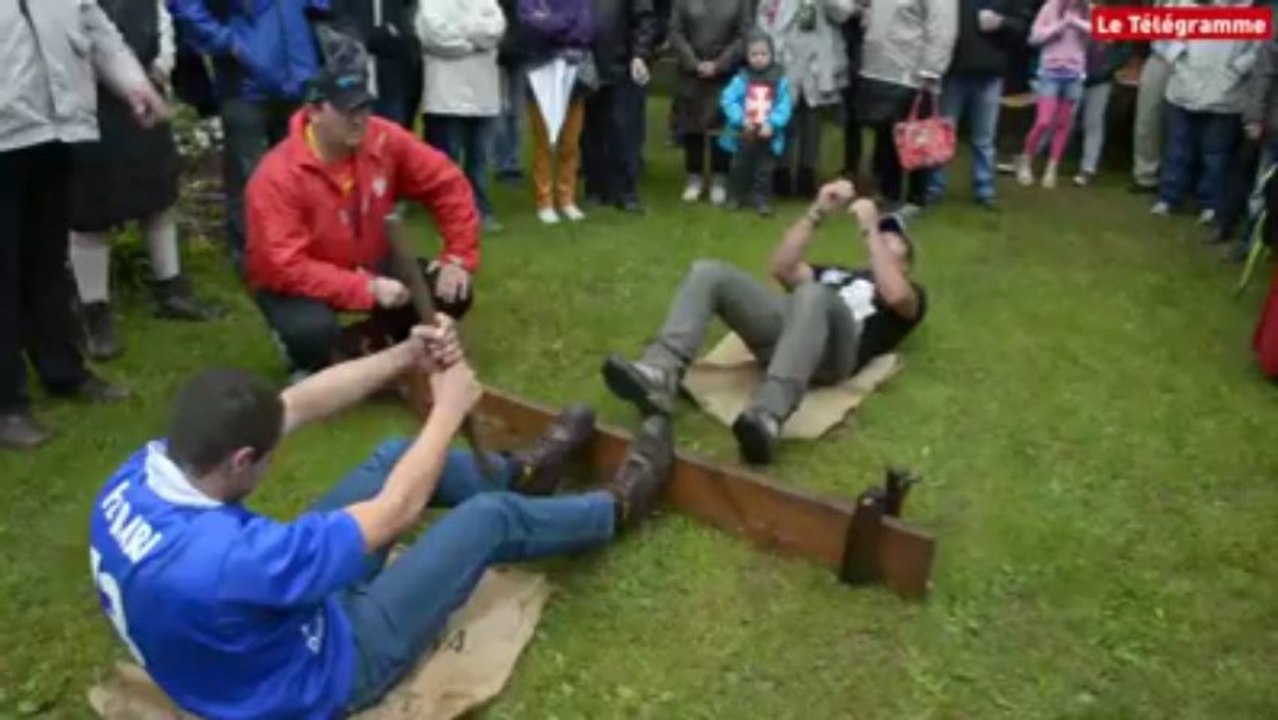 Pont-Croix (29). Place aux joutes d'autrefois !