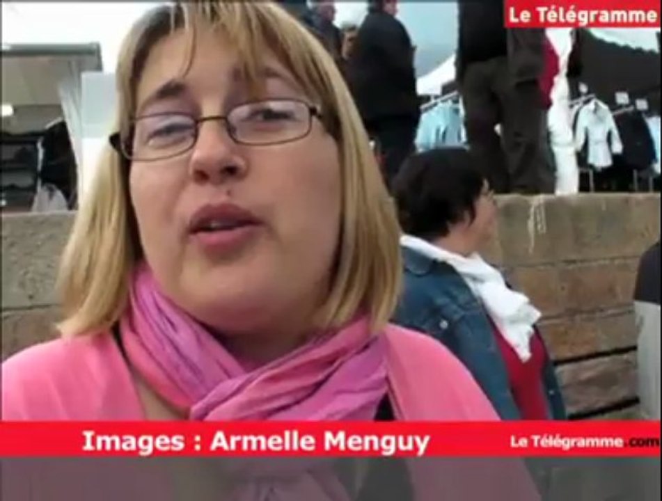 Paimpol. Des enfants malades visitent le bateau du figariste Adrien Hardy