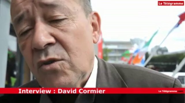 Doux. Le Drian et le supplice chinois des salariés, éleveurs et transporteurs