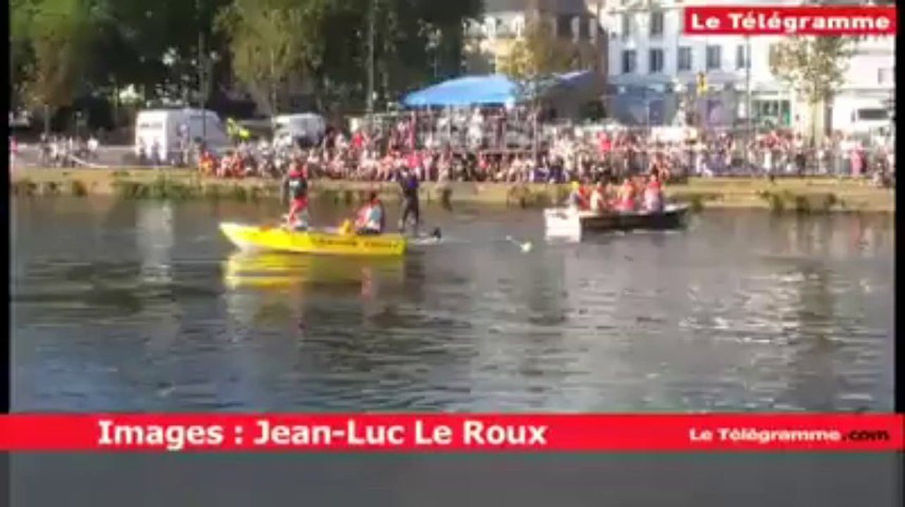 Lannion (22). Les joutes nautiques sur le Léguer
