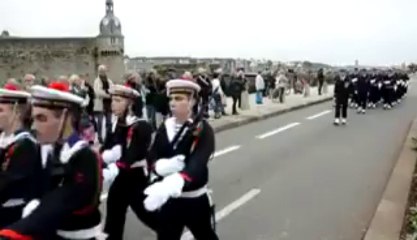 Défilé de fusiliers marins à Concarneau