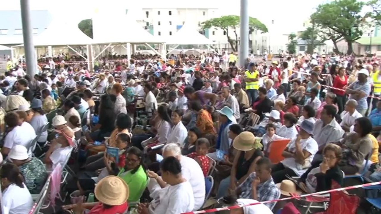 Relique du pape Jean-Paul II Bras-Panon 20 octobre 2013