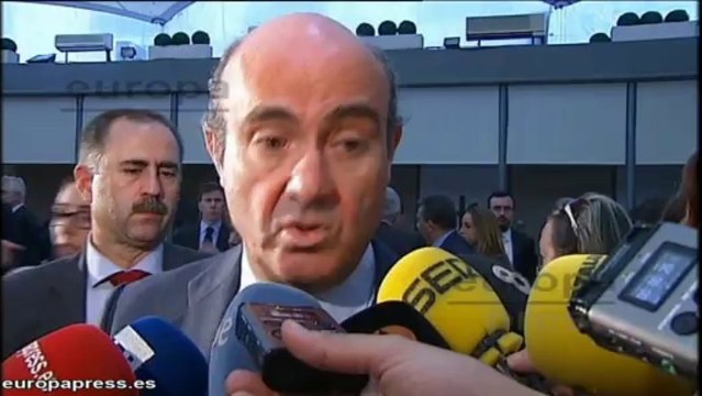 De Guindos: Salida de la recesión es el primer paso