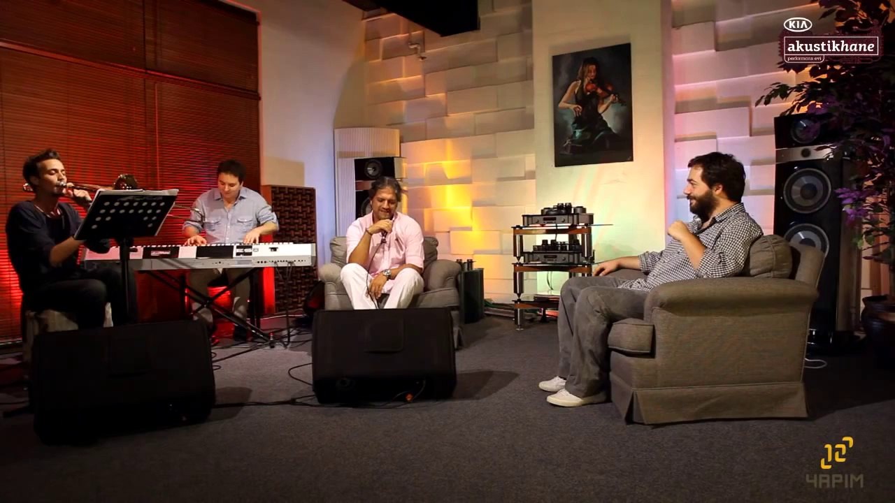 Ragıp Savaş - Kadın Deniz Gibidir / #akustikhane #GarajKonserleri