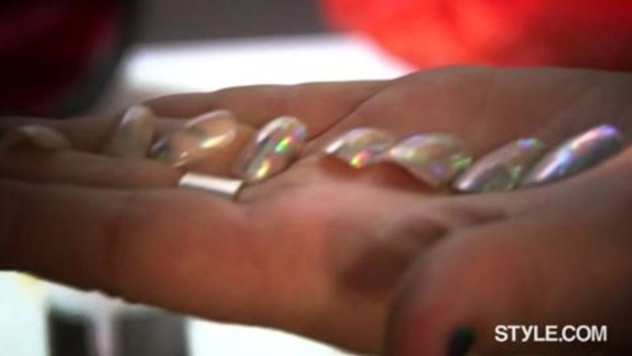 Style.com Behind the Scenes - Behind the Scenes of Paris Fashion Week Spring 2013 with Style.com's Celia Ellenberg