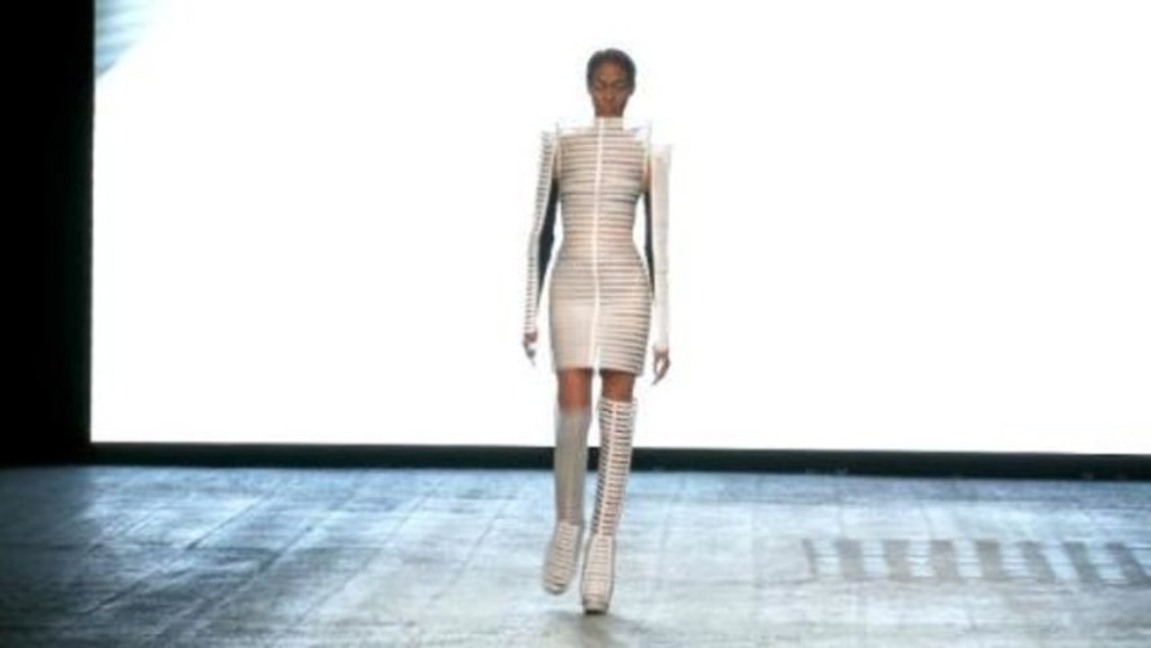 Style.com Fashion Shows - Gareth Pugh: Spring 2012 Ready-to-Wear
