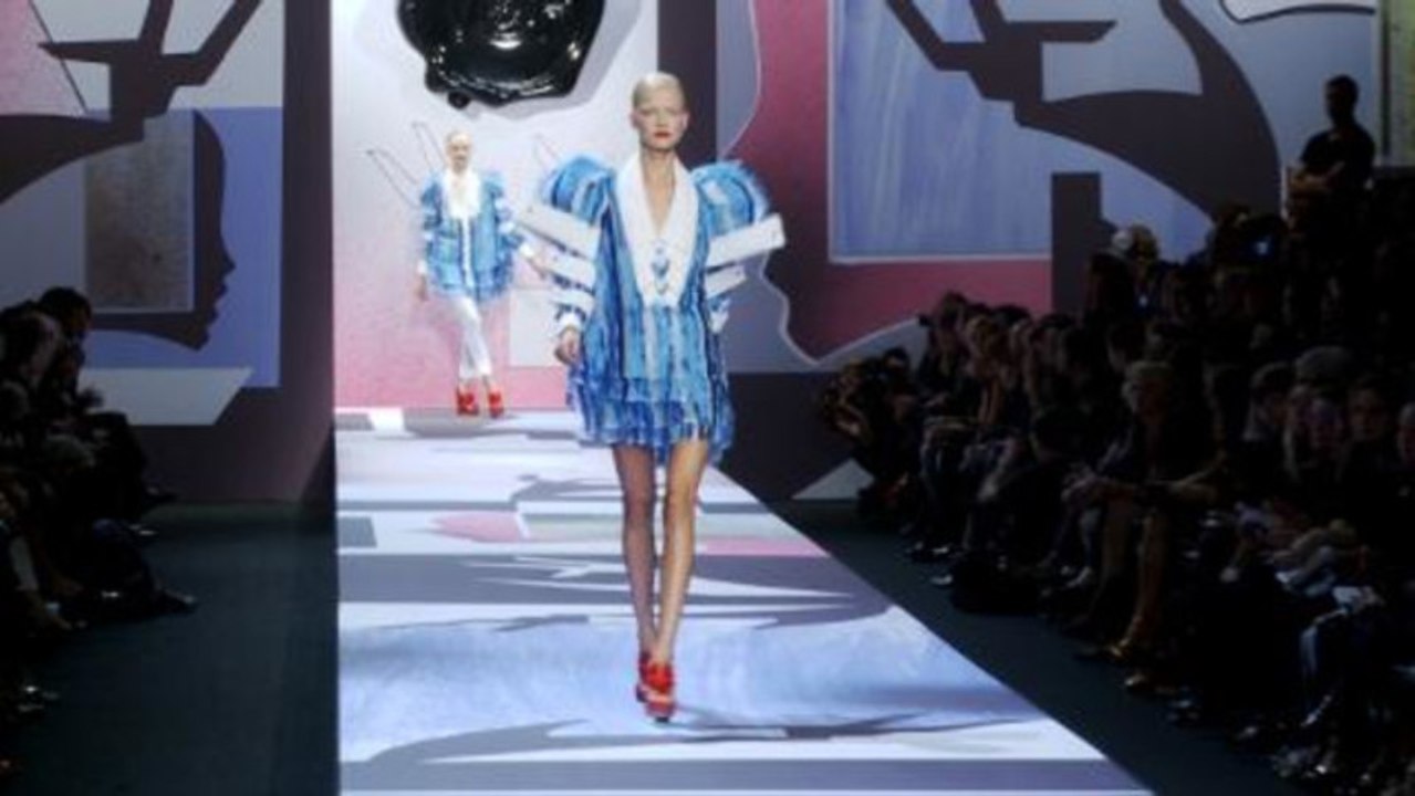 Style.com Fashion Shows - Viktor & Rolf: Spring...
