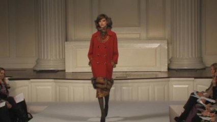Style.com Fashion Shows - Oscar de la Renta: Fall 2010 Ready-to-Wear