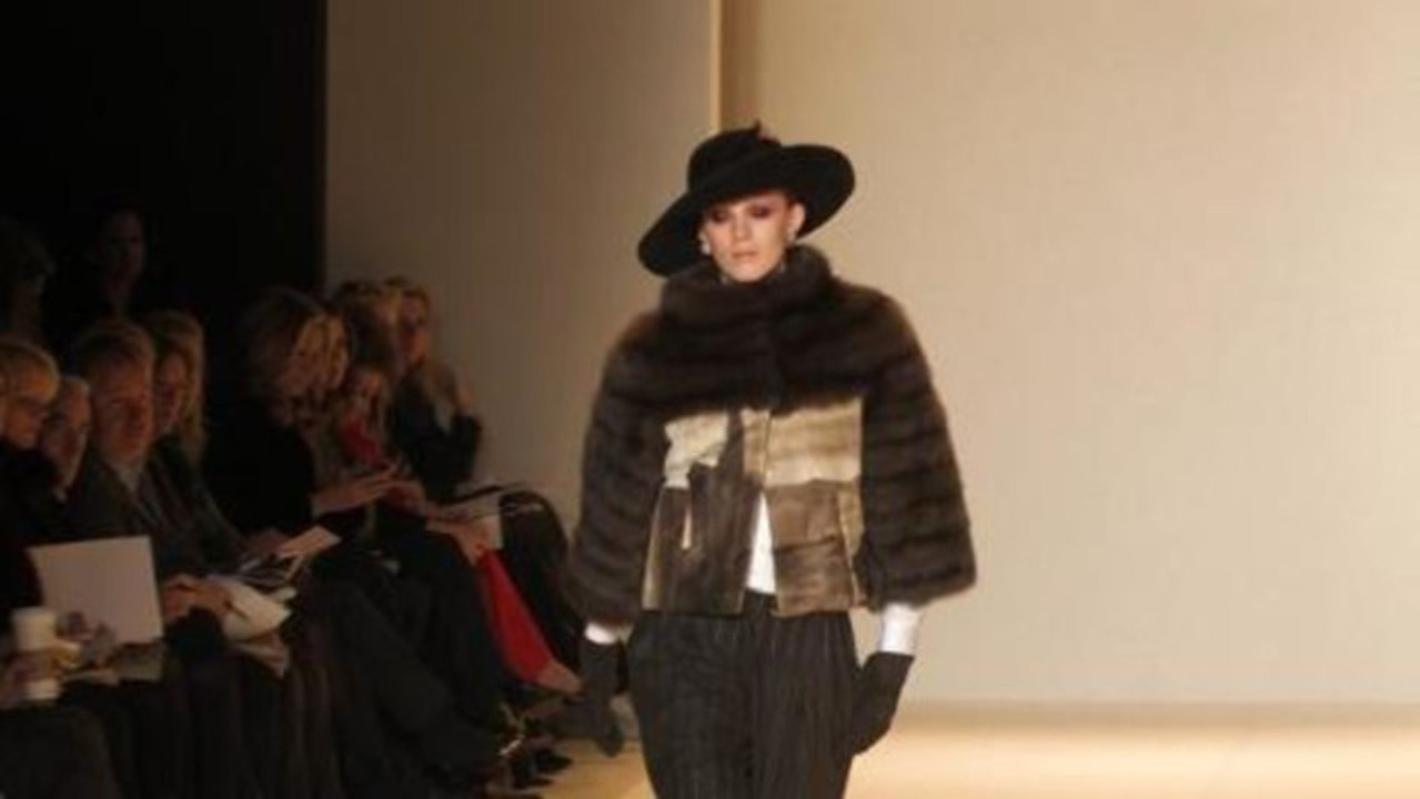 Style.com Fashion Shows - Carolina Herrera: Fall 2010 Ready-to-Wear