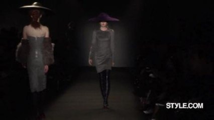 Style.com Fashion Shows - Giles: Fall 2009 Ready-to-Wear