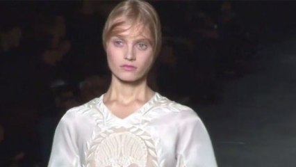 Style.com Fashion Shows - Alexander McQueen: Spring 2009 Ready-to-Wear