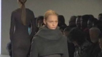 Style.com Fashion Shows - Calvin Klein: Fall 2007 Ready-to-Wear