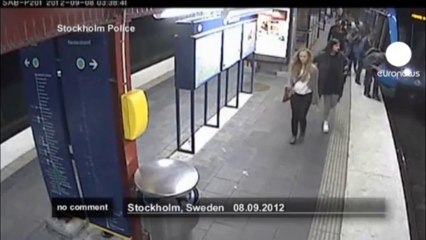 لص يترك رجل فاقد للوعي على سكة القطار