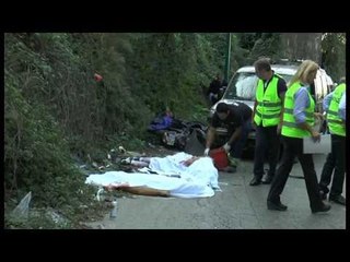 Download Video: Napoli - Incidente tra Quarto e Pianura, due morti -live- (23.10.13)