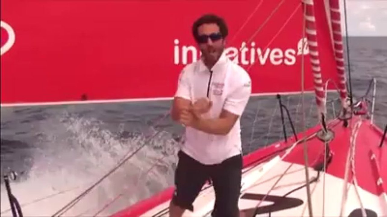 Vendée-Globe. Le gangnam style version De Lamotte
