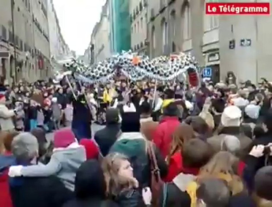 Rennes. Défilé dans les rues pour le Nouvel An chinois