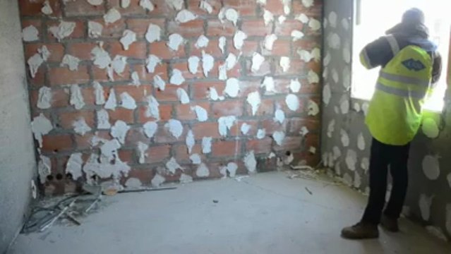 Saint-Brieuc. Visite d'une tour abandonnée avant démolition