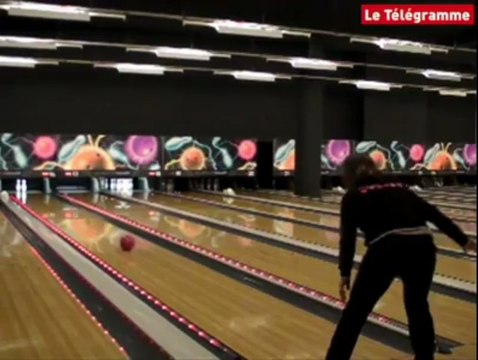 Vannes. Les volleyeuses préparent leur finale au bowling