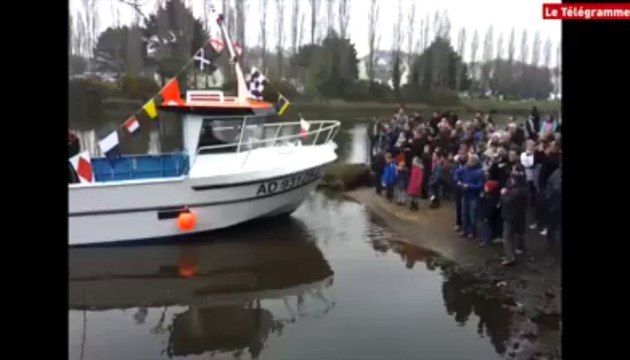Douarnenez. Un bateau de pêche mis à l'eau et une double première