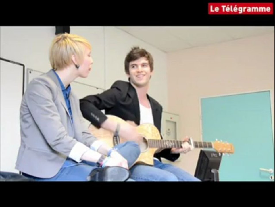 Quimper. Le couple vedette de la Star Ac' au lycée Sainte-Thérèse