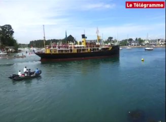 Semaine du Golfe. Arrivée de l'hydrographe