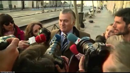 Un hombre asalta la vivienda de Bárcenas