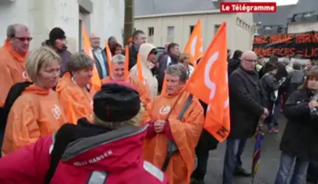 Carhaix. Près de 2.000 manifestants en soutien des salariés de Marine Harvest