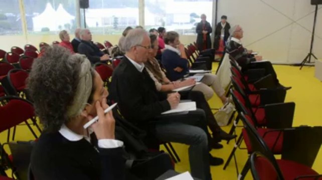 Vannes. Salon du livre en Bretagne : une dictée pour lancer le week-end