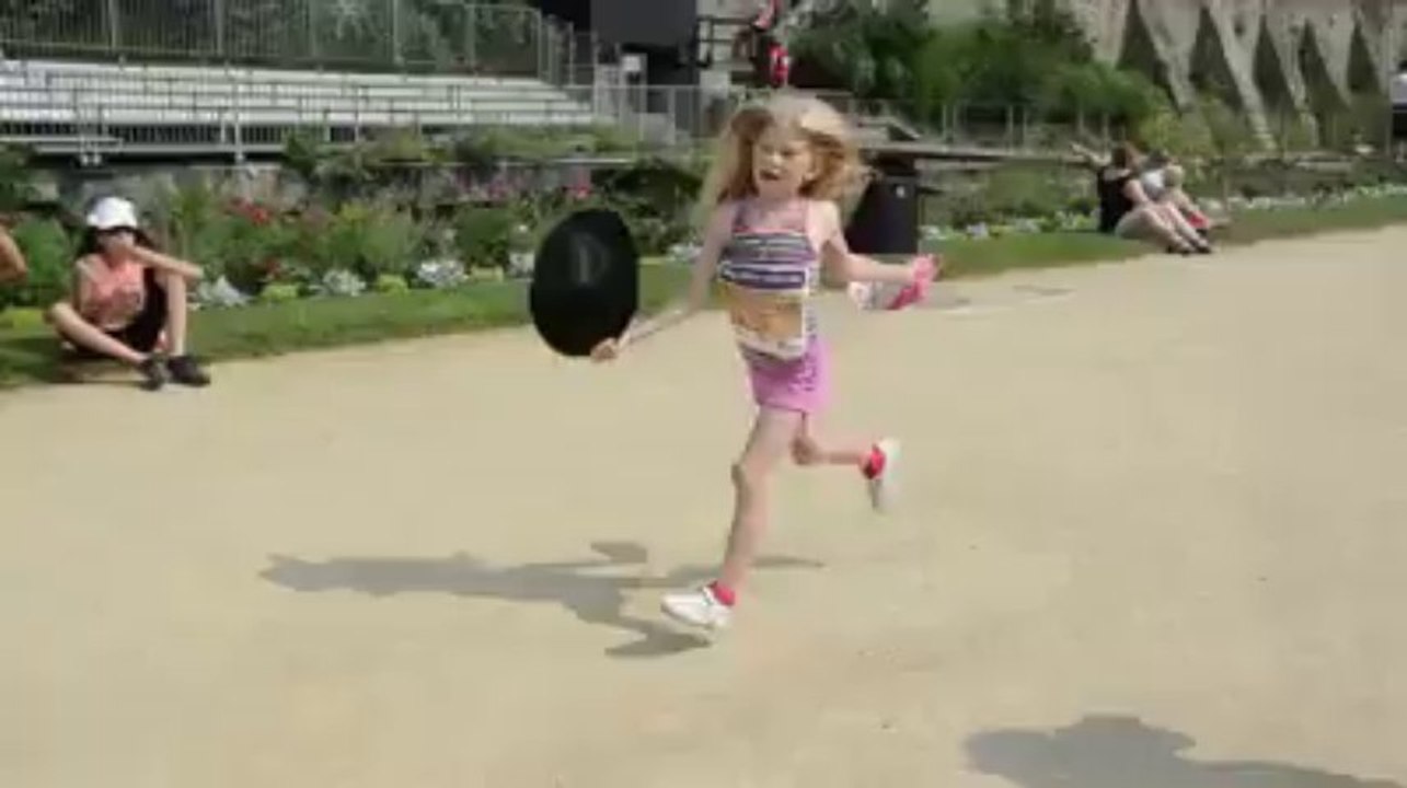 Vannes : le trail des remparts se la joue Intervilles