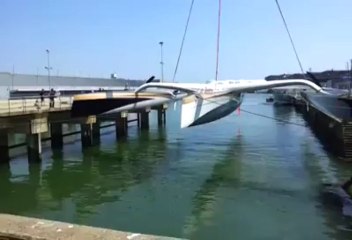 Lorient : mise à l'eau du Spindrift 2