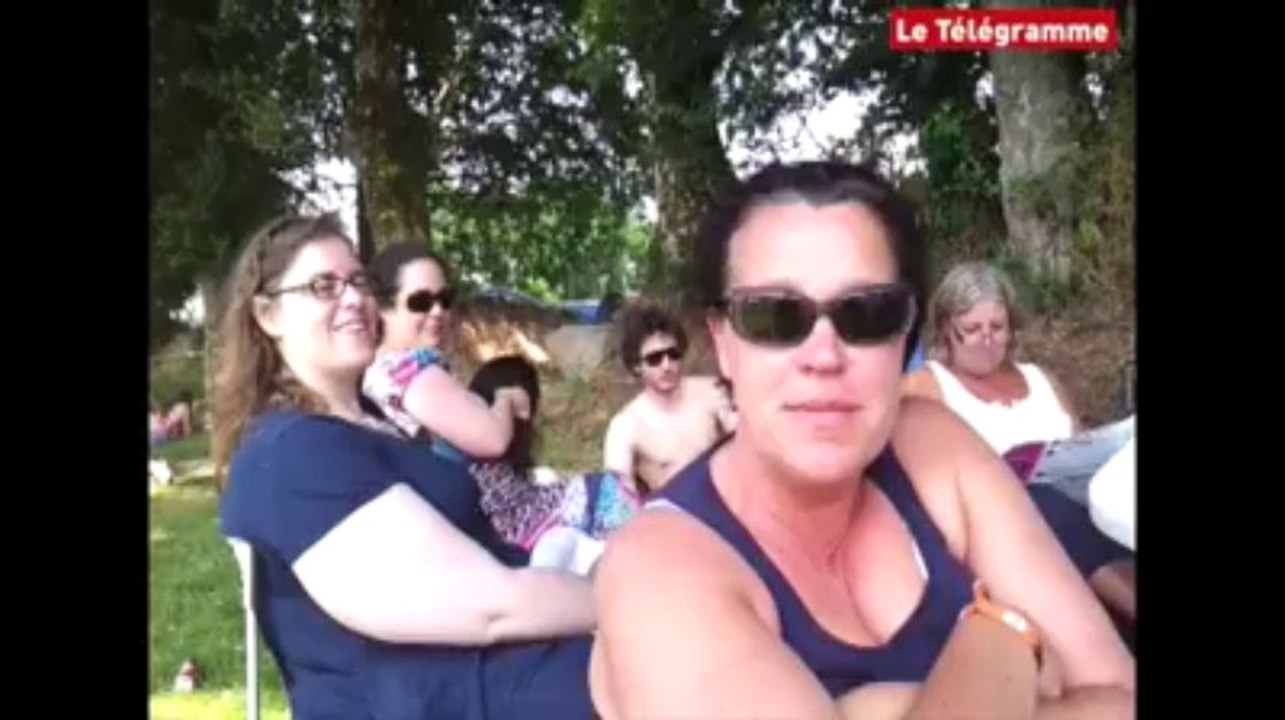 Vieilles Charrues. Un petit tour chez les campeurs à l'heure de l'apéro