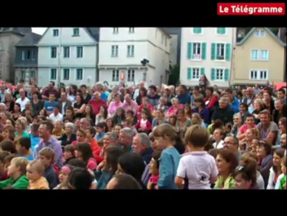 Arts de la rue à Morlaix. La première soirée de Bel été