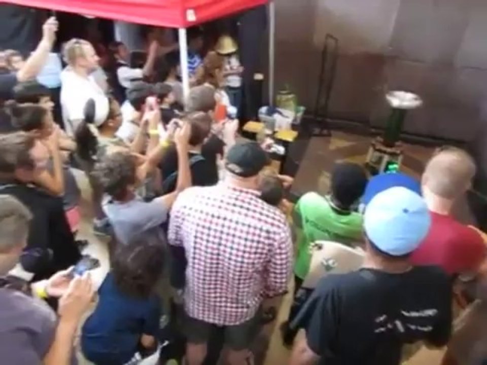 Sail - Awolnation avec une bobine Tesla