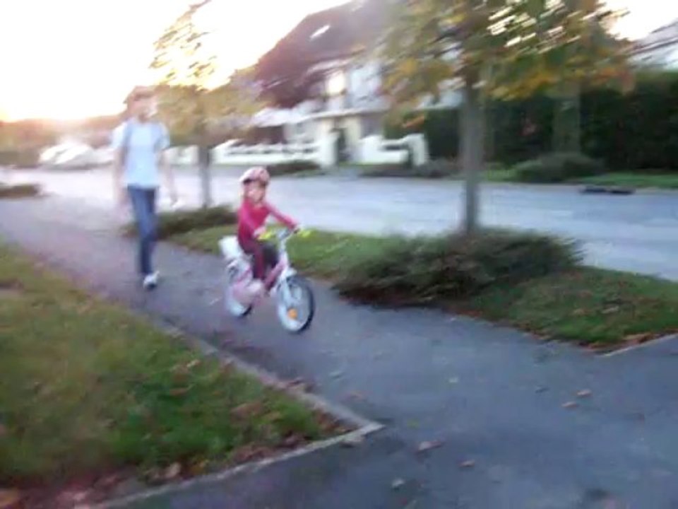 Clem à vélo
