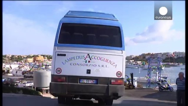 Lampedusa si appella all'Ue: dopo tante bare non...