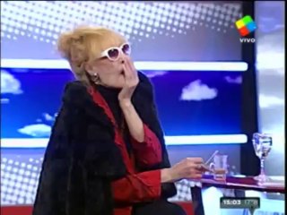 Pronto.com.ar Vanina mostró su pancita