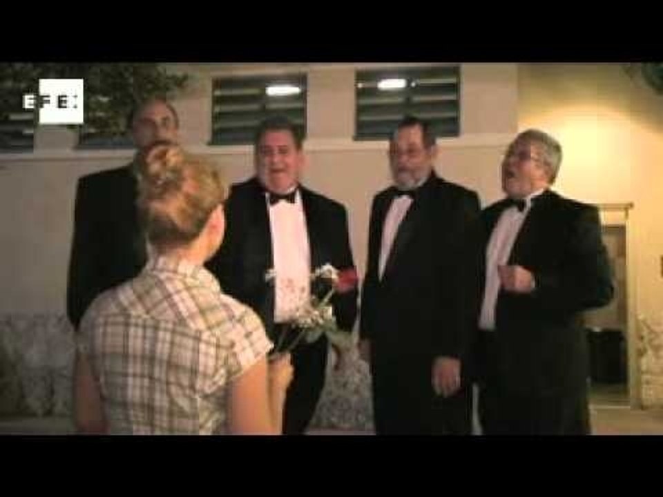 Singing Miamians of Pinecrest, an ideal way to charm your sweetheart.