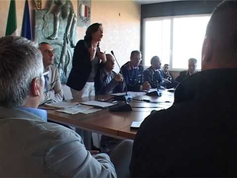 TG 25.10.13 Allarme ambientale al San Paolo, residenti in assemblea: Vogliamo certezze