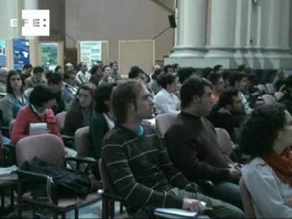 Biologists call for catalogue of invader species.