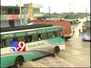 Traffic jam on Narketpally - Addanki highway