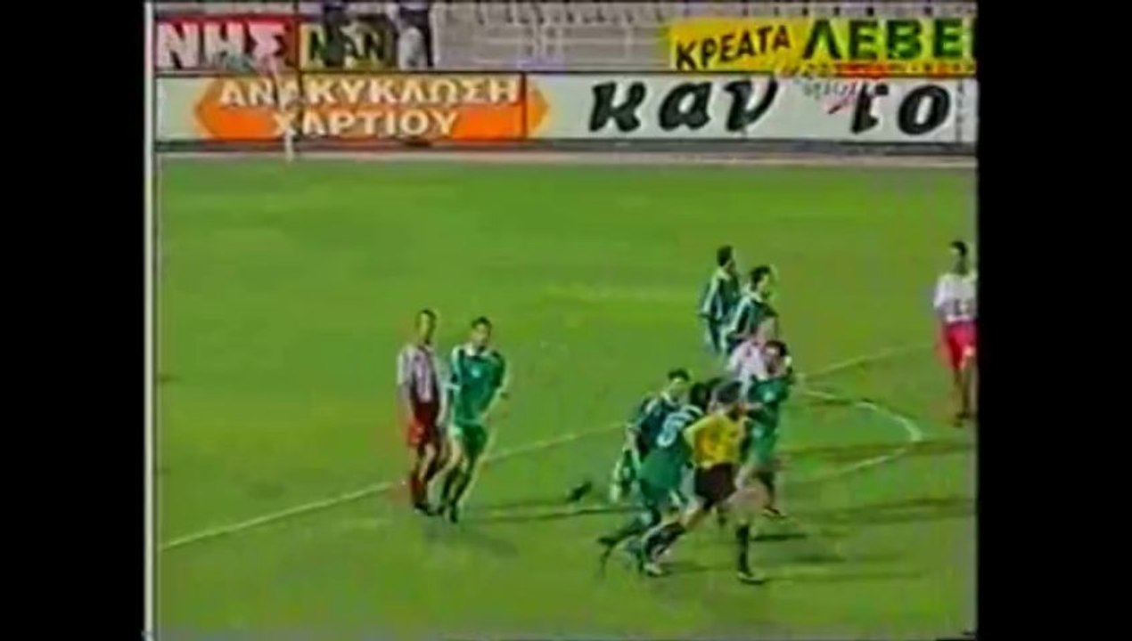 Η παράγκα με τον Πανηλειακό το 1998