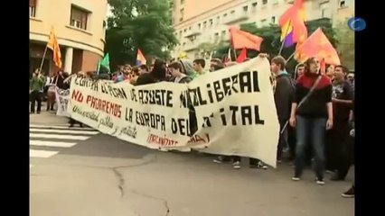 Lomce; Cargas policiales en la manifestación contra la ley educativa en Zaragoza