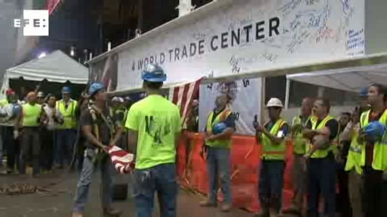 Quase 11 anos depois dos atentados, NY vê 1º arranha-céu do novo WTC pronto.