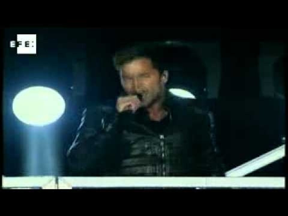 Ricky Martin shows wilder, sexier side at Madrid concert