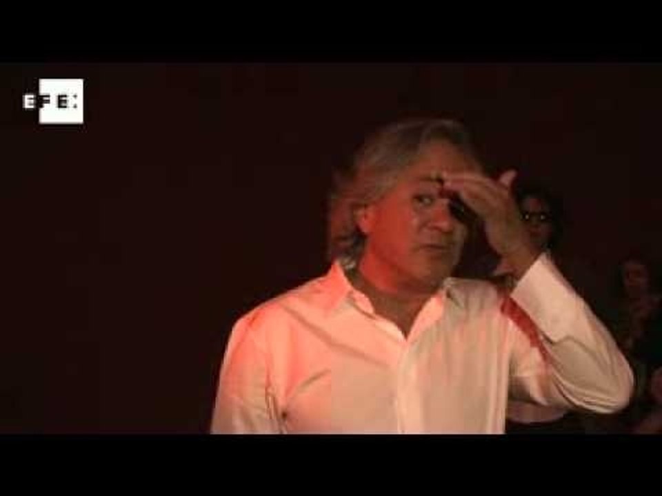 Anish Kapoor"s Leviathan imposes at Paris" Grand Palais