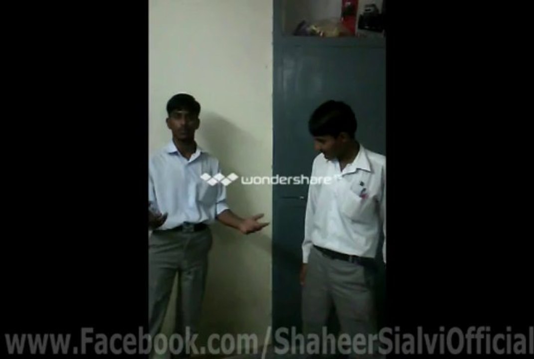 (PG). Bachay na dekhen. Anti INDIAN Video. shame o india.