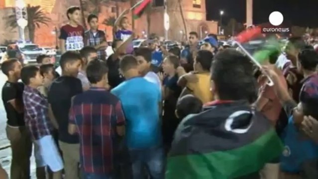 Libia: incriminati il figlio di Gheddafi e numerosi ex...